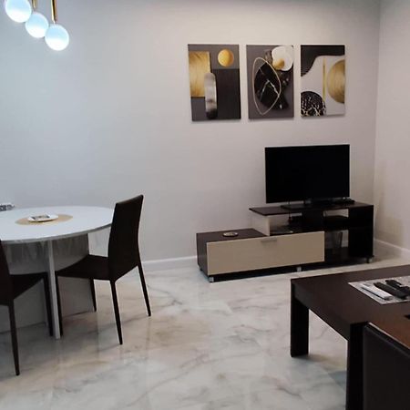 Apartment On Sayat Nova 33 Jerevan Buitenkant foto