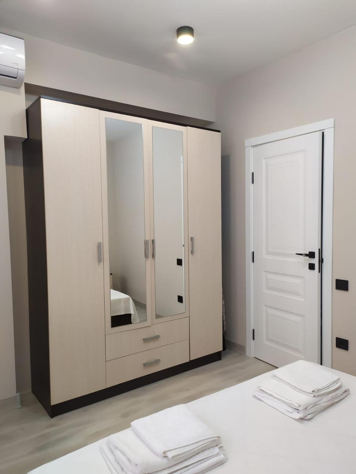 Apartment On Sayat Nova 33 Jerevan Buitenkant foto