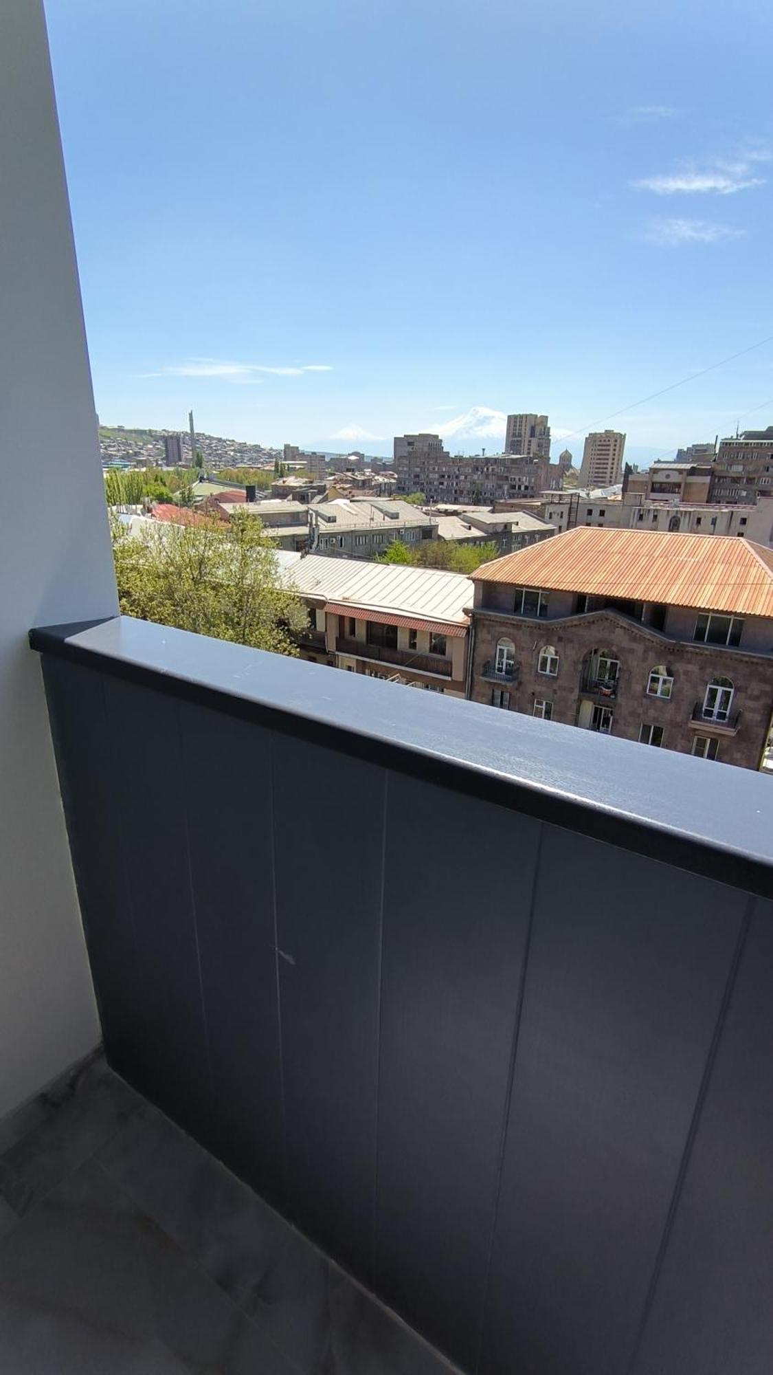 Apartment On Sayat Nova 33 Jerevan Buitenkant foto
