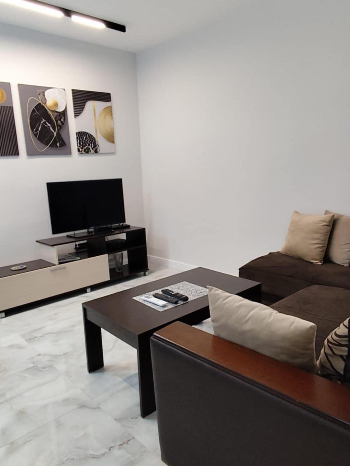 Apartment On Sayat Nova 33 Jerevan Buitenkant foto
